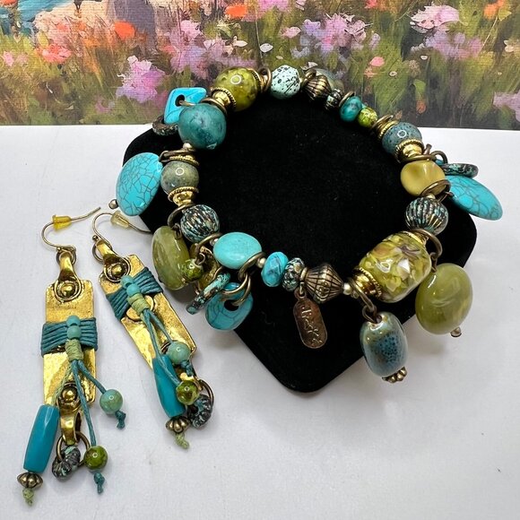 Treska Turquoise and Greens Acrylic Bracelet & Earrings Set - Picture 1 of 7
